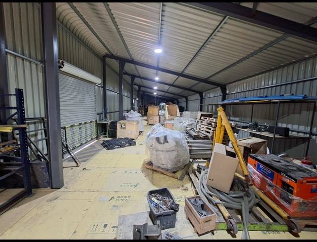 4,000M² WAREHOUSE FOR SALE IN ANDERBOLT
